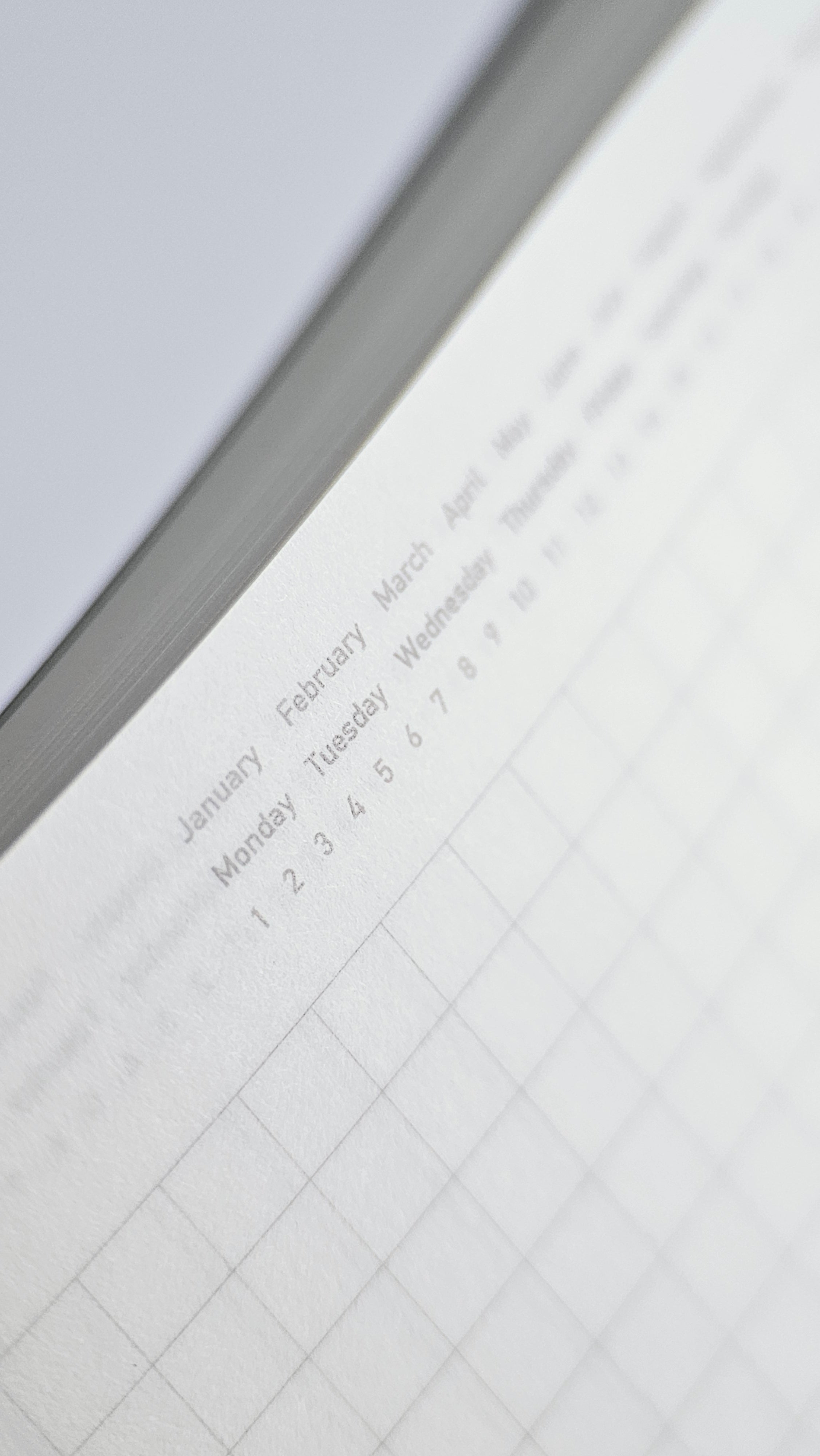 STALOGY 018 Editor’s Series A5 365 Days Notebook — Dot Grid